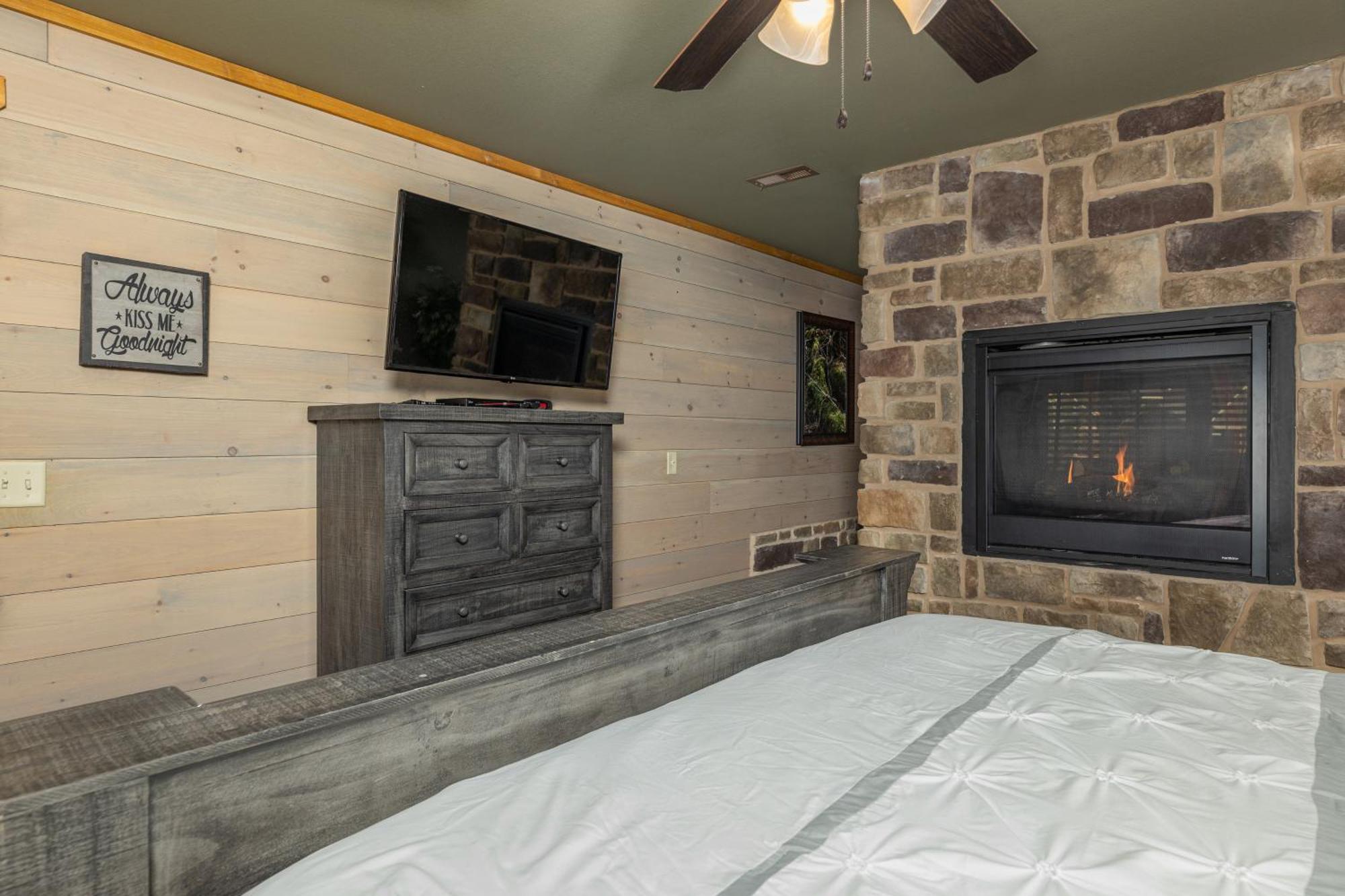 Chalet Wet And Wild By Eden Crest